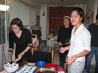 Canon PowerShot G3, 2003:05:20 19:23:37 -- 1/60 sec, f/2.0.  Flash, Auto, Red-Eye Reduce.2272x1704 Red-Eye Reduction (Auto).