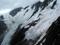 Canon PowerShot G3, 2003:08:01 12:05:25 -- 1/320 sec, f/4.0.  No Flash, Auto.2272x1704 Red-Eye Reduction (Auto).