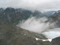 Canon PowerShot G3, 2003:08:01 12:09:30 -- 1/200 sec, f/4.0.  No Flash, Auto.2272x1704 Red-Eye Reduction (Auto).