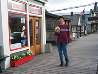 Canon PowerShot G3, 2003:08:01 22:34:27 -- 1/250 sec, f/4.0.  No Flash, Auto.2272x1704 Red-Eye Reduction (Auto).