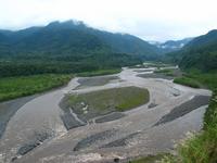 126_2619.JPG(1150357 bytes) -- Canon-Canon PowerShot G3,  2004:03:27 09:50:21,  [2272 x 1704],  fl=N,  f= 7.2mm  (35mm equivalent: 36mm),  exptime=0.0050 s  (1/200),  f/4.0