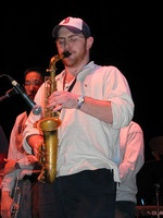 Canon PowerShot G3, 2004:04:03 12:41:34 -- 1/60 sec, f/2.8.  Flash, Compulsory, Red-Eye Reduce.2272x1704 External Flash.