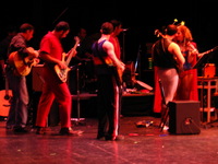 Canon PowerShot G3, 2004:04:03 23:15:01 -- 1/20 sec, f/3.0.  No Flash, Compulsory.2272x1704 Off.