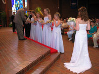 Canon PowerShot G3, 2004:04:17 14:30:29 -- 1/60 sec, f/2.0.  Flash, Auto, Red-Eye Reduce.2272x1704 Red-Eye Reduction (Auto).