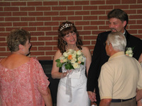 Canon PowerShot G3, 2004:04:17 14:52:19 -- 1/60 sec, f/2.8.  Flash, Auto, Red-Eye Reduce.2272x1704 Red-Eye Reduction (Auto).