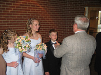 Canon PowerShot G3, 2004:04:17 15:00:42 -- 1/60 sec, f/2.2.  Flash, Auto, Red-Eye Reduce.2272x1704 Red-Eye Reduction (Auto).