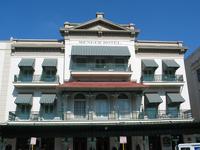 137_3784.JPG(1043355 bytes) -- Canon-Canon PowerShot G3,  2004:06:03 18:22:29,  [2272 x 1704],  fl=N,  f= 8.0mm  (35mm equivalent: 40mm),  exptime=0.0010 s  (1/1000),  f/4.0