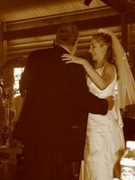 Canon PowerShot G3, 2004:06:05 21:01:43 -- 1/60 sec, f/2.5.  Flash, Auto, Red-Eye Reduce.2272x1704 Red-Eye Reduction (Auto).