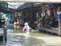 141_4194.JPG(1193655 bytes) -- Canon-Canon PowerShot G3,  2004:07:05 23:34:54,  [2272 x 1704],  fl=N,  f=28.8mm  (35mm equivalent: 146mm),  exptime=0.0100 s  (1/100),  f/4.0