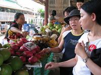 141_4197.JPG(1051407 bytes) -- Canon-Canon PowerShot G3,  2004:07:05 23:48:35,  [2272 x 1704],  fl=N,  f= 7.2mm  (35mm equivalent: 36mm),  exptime=0.020 s  (1/50),  f/2.8