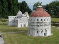 143_4322.JPG(1471389 bytes) -- Canon-Canon PowerShot G3,  2004:07:08 05:57:00,  [2272 x 1704],  fl=N,  f=10.2mm  (35mm equivalent: 52mm),  exptime=0.0012 s  (1/800),  f/4.0