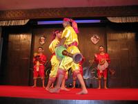 144_4417.JPG(889775 bytes) -- Canon-Canon PowerShot G3,  2004:07:09 09:49:35,  [2272 x 1704],  fl=Y,  f= 7.2mm  (35mm equivalent: 36mm),  exptime=0.017 s  (1/60),  f/2.0