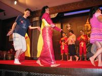 144_4419.JPG(926353 bytes) -- Canon-Canon PowerShot G3,  2004:07:09 09:54:42,  [2272 x 1704],  fl=Y,  f= 7.2mm  (35mm equivalent: 36mm),  exptime=0.017 s  (1/60),  f/2.0