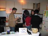 149_4942.JPG(712101 bytes) -- Canon-Canon PowerShot G3,  2004:11:21 21:10:39,  [2272 x 1704],  fl=Y,  f= 7.2mm  (35mm equivalent: 36mm),  exptime=0.017 s  (1/60),  f/2.0