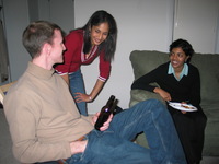 149_4951.JPG(723742 bytes) -- Canon-Canon PowerShot G3,  2004:11:21 23:36:42,  [2272 x 1704],  fl=Y,  f= 7.2mm  (35mm equivalent: 36mm),  exptime=0.017 s  (1/60),  f/2.0