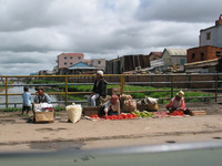 151_5111.JPG(1560929 bytes) -- Canon-Canon PowerShot G3,  2004:12:16 02:51:17,  [1797 x 1348],  fl=N,  f= 7.2mm  (35mm equivalent: 36mm),  exptime=0.0008 s  (1/1250),  f/4.5