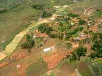 151_5123.JPG(2324827 bytes) -- Canon-Canon PowerShot G3,  2004:12:16 05:27:23,  [2272 x 1704],  fl=N,  f= 7.2mm  (35mm equivalent: 36mm),  exptime=0.0020 s  (1/500),  f/4.0