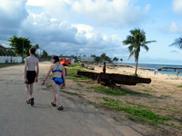 151_5127.JPG(1924243 bytes) -- Canon-Canon PowerShot G3,  2004:12:16 08:48:58,  [2272 x 1704],  fl=N,  f= 7.2mm  (35mm equivalent: 36mm),  exptime=0.0025 s  (1/400),  f/4.0