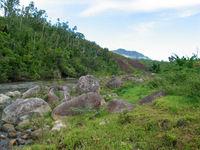 152_5234.JPG(2542688 bytes) -- Canon-Canon PowerShot G3,  2004:12:19 00:49:48,  [2272 x 1704],  fl=N,  f= 7.2mm  (35mm equivalent: 36mm),  exptime=0.0040 s  (1/250),  f/4.0