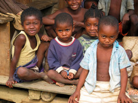 152_5246.JPG(1698450 bytes) -- Canon-Canon PowerShot G3,  2004:12:19 01:17:14,  [2272 x 1704],  fl=N,  f=23.0mm  (35mm equivalent: 116mm),  exptime=0.0020 s  (1/500),  f/2.8