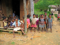 152_5248.JPG(1967590 bytes) -- Canon-Canon PowerShot G3,  2004:12:19 01:17:35,  [2272 x 1704],  fl=N,  f= 7.2mm  (35mm equivalent: 36mm),  exptime=0.0012 s  (1/800),  f/2.0