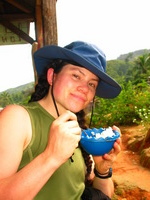 152_5252.JPG(737784 bytes) -- Canon-Canon PowerShot G3,  2004:12:19 01:27:55,  [2272 x 1704],  fl=Y,  f= 7.2mm  (35mm equivalent: 36mm),  exptime=0.0050 s  (1/200),  f/4.0