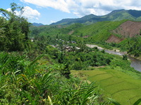 152_5275.JPG(1799764 bytes) -- Canon-Canon PowerShot G3,  2004:12:19 04:39:31,  [2272 x 1704],  fl=N,  f= 7.2mm  (35mm equivalent: 36mm),  exptime=0.0012 s  (1/800),  f/4.0