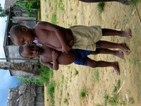 154_5442.JPG(2223696 bytes) -- Canon-Canon PowerShot G3,  2004:12:22 06:53:53,  [2272 x 1704],  fl=N,  f=14.4mm  (35mm equivalent: 73mm),  exptime=0.0050 s  (1/200),  f/4.0