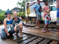 154_5460.JPG(1809931 bytes) -- Canon-Canon PowerShot G3,  2004:12:22 23:35:11,  [2272 x 1704],  fl=N,  f= 7.2mm  (35mm equivalent: 36mm),  exptime=0.020 s  (1/50),  f/2.0