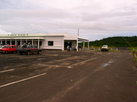 154_5470.JPG(1399884 bytes) -- Canon-Canon PowerShot G3,  2004:12:23 05:32:47,  [2272 x 1704],  fl=N,  f= 7.2mm  (35mm equivalent: 36mm),  exptime=0.0008 s  (1/1250),  f/4.5