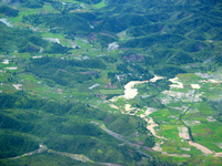 154_5474.JPG(2492727 bytes) -- Canon-Canon PowerShot G3,  2004:12:23 07:57:15,  [2272 x 1704],  fl=N,  f=28.8mm  (35mm equivalent: 146mm),  exptime=0.0010 s  (1/1000),  f/4.0