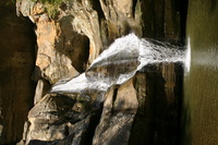 Canon EOS DIGITAL REBEL, 2005:04:17 15:52:35 -- 1/160 sec, f/8.0.  No Flash.3072x2048 Off.