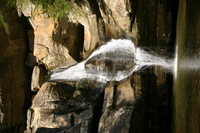 Canon EOS DIGITAL REBEL, 2005:04:17 15:56:47 -- 1/25 sec, f/20.0.  No Flash.3072x2048 Off.