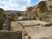 Canon PowerShot G3, 2005:10:02 17:38:39 -- 1/1000 sec, f/4.0.  No Flash, Auto.2272x1704 Red-Eye Reduction (Auto).