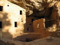 Canon PowerShot G3, 2005:10:03 20:10:39 -- 1/320 sec, f/4.0.  No Flash, Auto.2272x1704 Red-Eye Reduction (Auto).