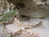 Canon PowerShot G3, 2005:10:06 16:01:27 -- 1/125 sec, f/8.0.  Flash, Compulsory, Red-Eye Reduce.2272x1704 Red-Eye Reduction (On).