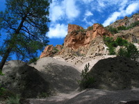 Canon PowerShot G3, 2005:10:06 16:46:06 -- 1/640 sec, f/4.0.  No Flash, Auto.2272x1704 Red-Eye Reduction (Auto).