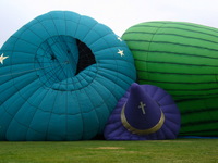 Canon PowerShot G3, 2005:10:07 09:59:41 -- 1/60 sec, f/3.2.  Flash, Compulsory, Red-Eye Reduce.2272x1704 Red-Eye Reduction (On).