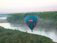 Canon PowerShot G3, 2005:10:08 09:42:42 -- 1/60 sec, f/5.0.  Flash, Compulsory, Red-Eye Reduce.2272x1704 Red-Eye Reduction (On).