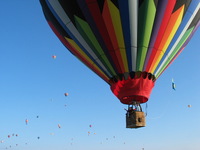 Canon PowerShot G3, 2005:10:08 10:29:00 -- 1/500 sec, f/4.0.  No Flash, Auto.2272x1704 Red-Eye Reduction (Auto).