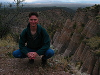 Canon PowerShot G3, 2005:10:10 20:28:05 -- 1/60 sec, f/3.2.  No Flash, Compulsory.2272x1704 Off.