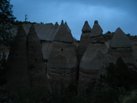 Canon PowerShot G3, 2005:10:10 20:49:14 -- 1/25 sec, f/2.0.  No Flash, Compulsory.2272x1704 Off.