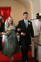 Canon EOS DIGITAL REBEL, 2006:05:06 16:27:52 -- 1/80 sec, f/5.6.  No Flash.3072x2048 Off.