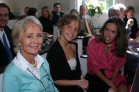 Canon EOS DIGITAL REBEL, 2006:05:06 16:00:32 -- 1/60 sec, f/4.0.  Flash, Compulsory.3072x2048 On.