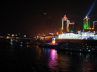 Canon PowerShot G3, 2006:06:19 20:57:02 -- 1/20 sec, f/2.0.  No Flash, Compulsory.2272x1704 Off.