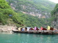 Canon PowerShot G3, 2006:06:21 10:54:34 -- 1/80 sec, f/4.0.  No Flash, Auto.2272x1704 Red-Eye Reduction (Auto).