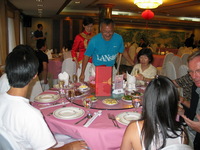 Canon PowerShot G3, 2006:06:21 19:24:31 -- 1/60 sec, f/2.0.  Flash, Auto, Red-Eye Reduce.2272x1704 Red-Eye Reduction (Auto).