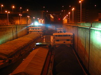 Canon PowerShot G3, 2006:06:21 20:51:41 -- 1/10 sec, f/2.0.  No Flash, Compulsory.2272x1704 Off.