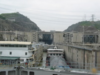 Canon PowerShot G3, 2006:06:22 08:11:07 -- 1/320 sec, f/4.0.  No Flash, Auto.2272x1704 Red-Eye Reduction (Auto).