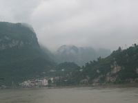 Canon PowerShot G3, 2006:06:22 10:46:39 -- 1/640 sec, f/4.0.  No Flash, Auto.2272x1704 Red-Eye Reduction (Auto).